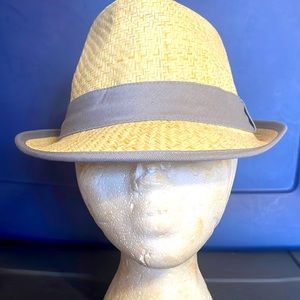Stylist Straw Fedora Hat! With Gray Accent